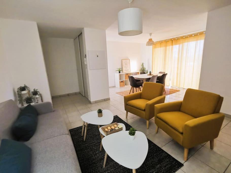 Casteljaloux Appartement 2 Chambres Balcon Parking Residence Calme Zewnętrze zdjęcie